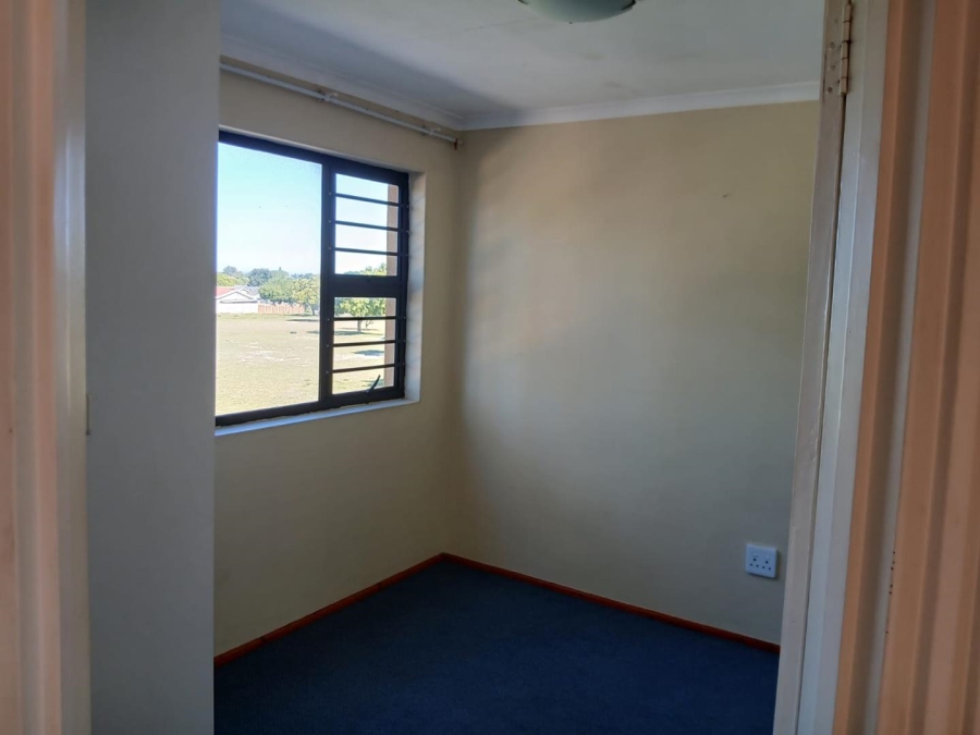 To Let 2 Bedroom Property for Rent in Ferndale Western Cape